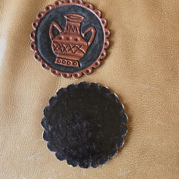 Hand tooled Leather Coaster f Southwestern Water Jug Native American - Picture 6 of 8